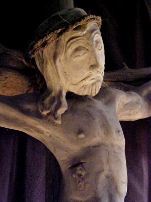 Crucifix de la chapelle de la Fraternit&eacute; r&eacute;alis&eacute; par Gilles en 2010